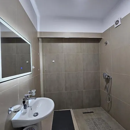 Apartamento Valentino Rest Tirana
